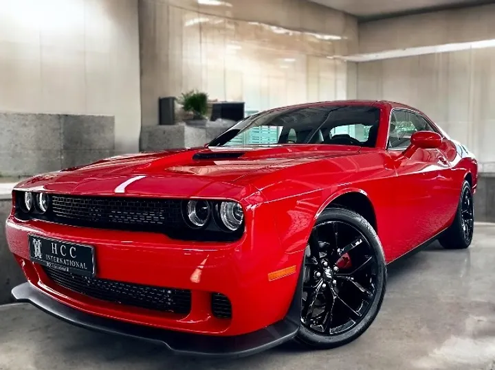 Challenger Automatik SXT Plus Coupe