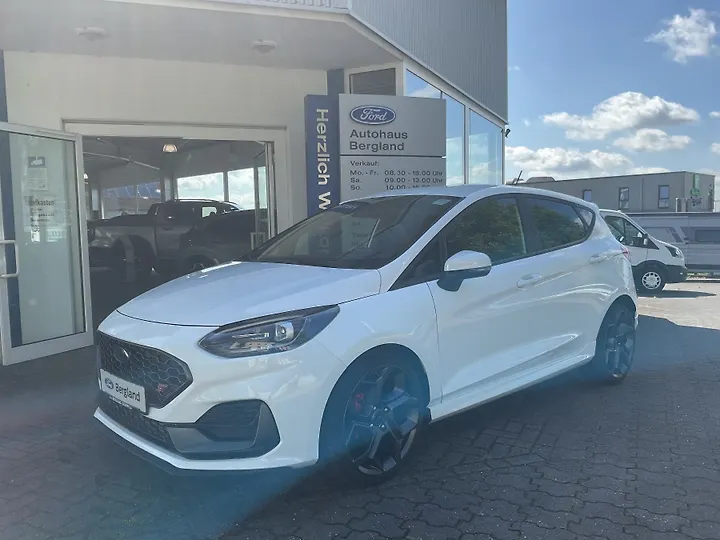 Fiesta 1.1 S&S COOL&CONNECT Limousine