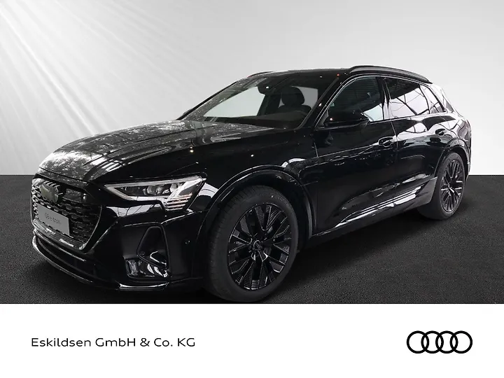 Q8 e-tron 55 quattro advanced Geschlossen