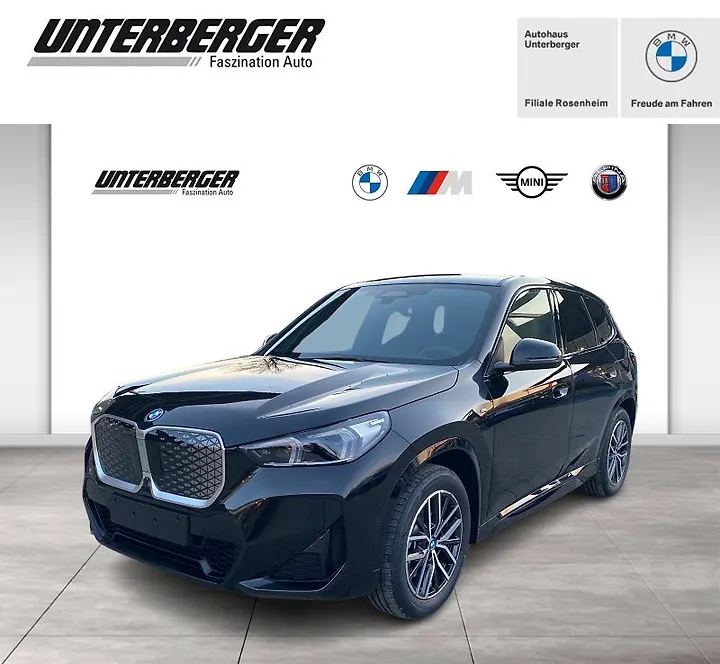 iX1 eDrive20 Geschlossen
