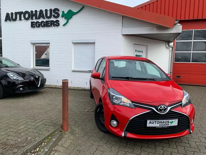 Yaris 1.0 VVT-i Limousine