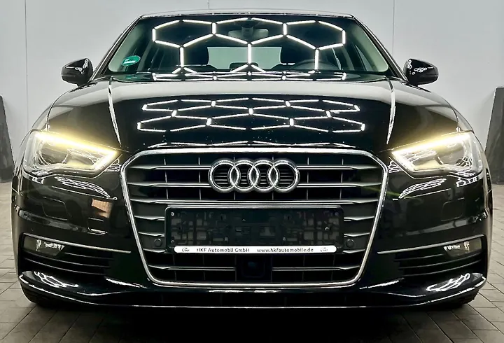 A3 2.0 TDI (clean diesel) quattro S tronic Attraction Limousine
