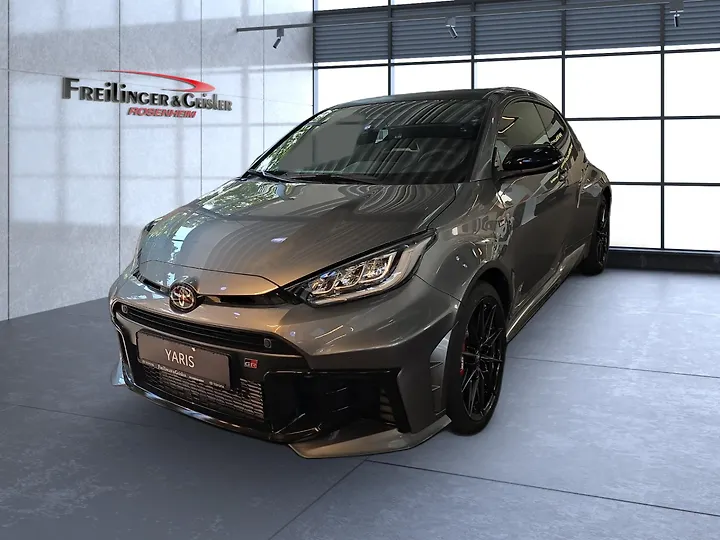 GR Yaris Automatik Limousine