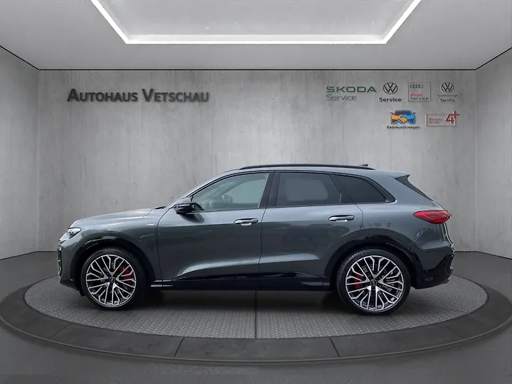 Q5 TDI quattro 150 kW S tronic Geschlossen