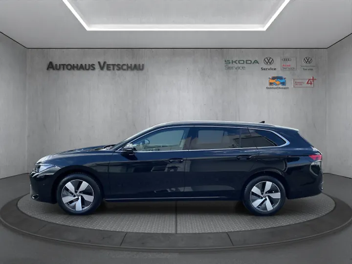 Passat Variant 1.5 e-TSI OPF DSG Kombi