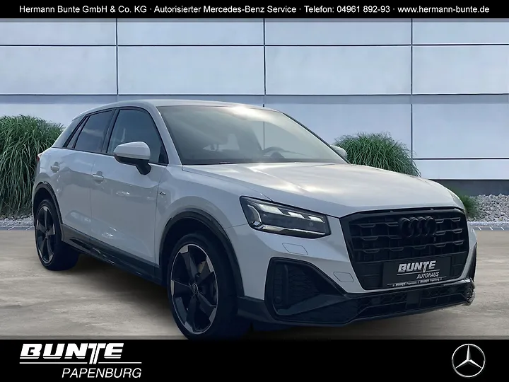 Q2 35 TFSI S tronic advanced Geschlossen