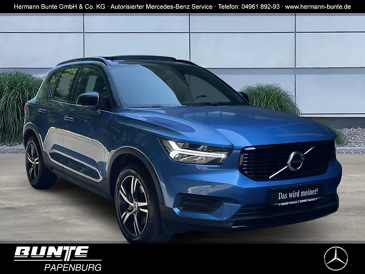 XC40 D4 AWD Geartronic Momentum Geschlossen