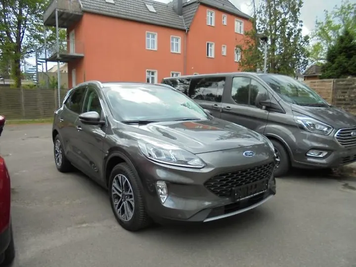Kuga 1.5 EcoBoost TITANIUM Geschlossen