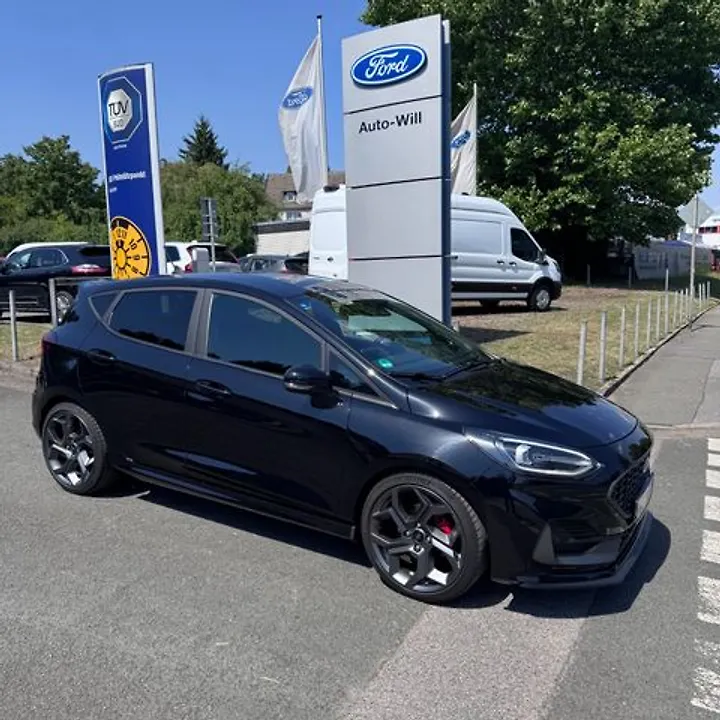 Fiesta 1.1 S&S COOL&CONNECT Limousine