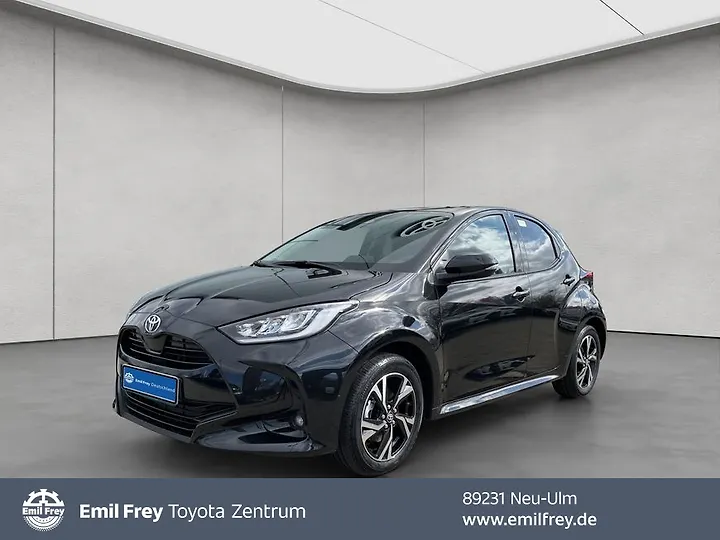 Yaris Hybrid 116 1.5 VVT-i Teamplayer Limousine