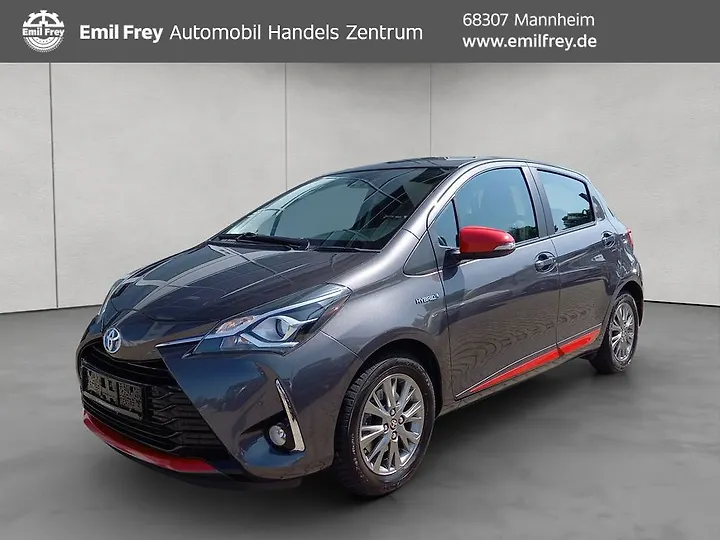 Yaris Hybrid 1.5 VVT-i Launch Edition Limousine