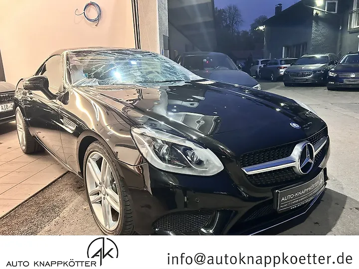 C 180 Cabrio 9G-TRONIC AMG Line Plus Cabrio