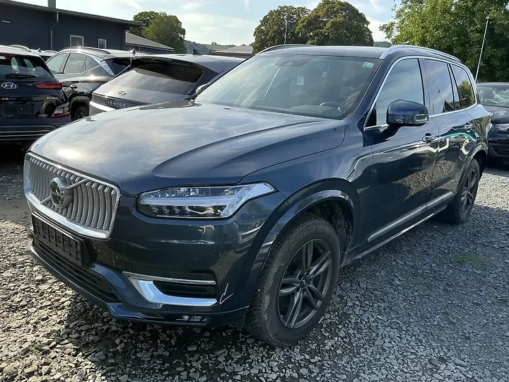 XC90 B5 D AWD Geartronic Momentum Geschlossen