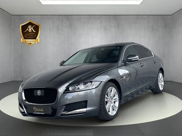 XF E-Performance Aut. Pure Limousine