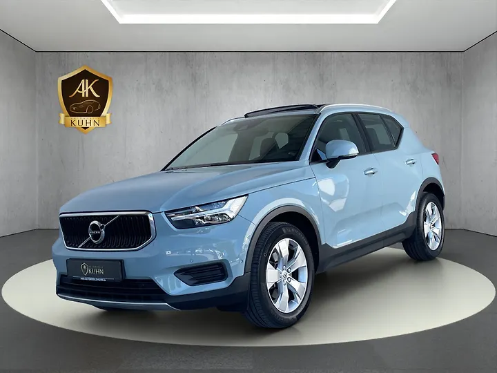 XC40 D4 AWD Geartronic Momentum Geschlossen