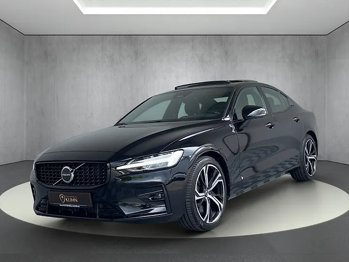 S60 B4 B DKG Plus Dark Limousine