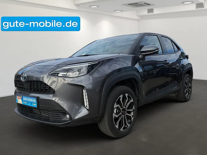 Yaris Cross Hybrid 1.5 VVT-i Geschlossen