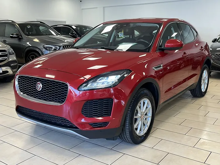 E-Pace D150 Geschlossen