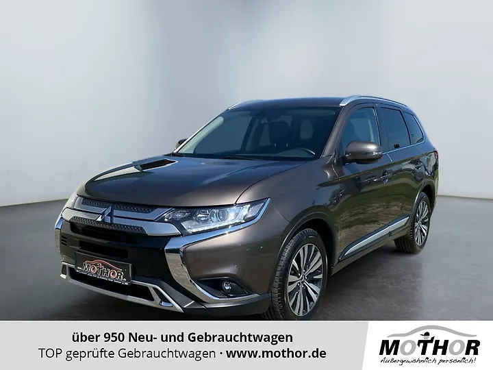 Outlander 2.0 4WD CVT Plus Geschlossen