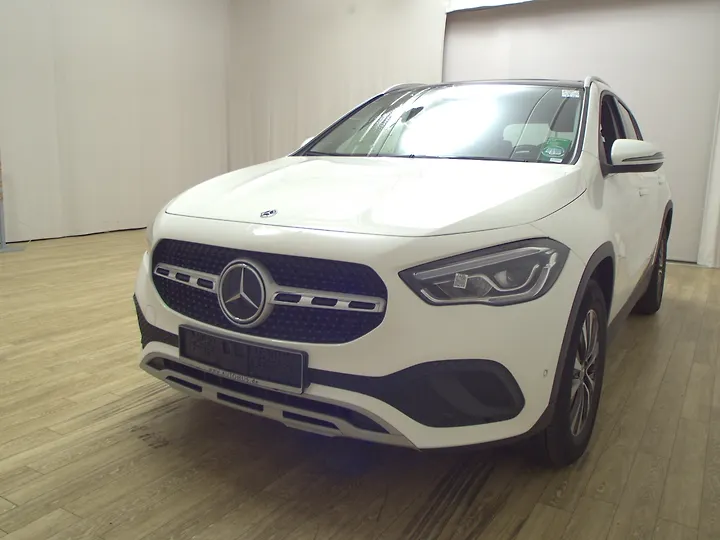 GLA 180 d 8G-DCT Edition 2021 Geschlossen