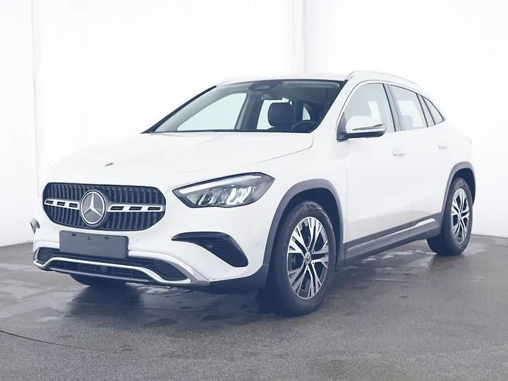 GLA 180 7G-DCT AMG Line Advanced Plus Geschlossen