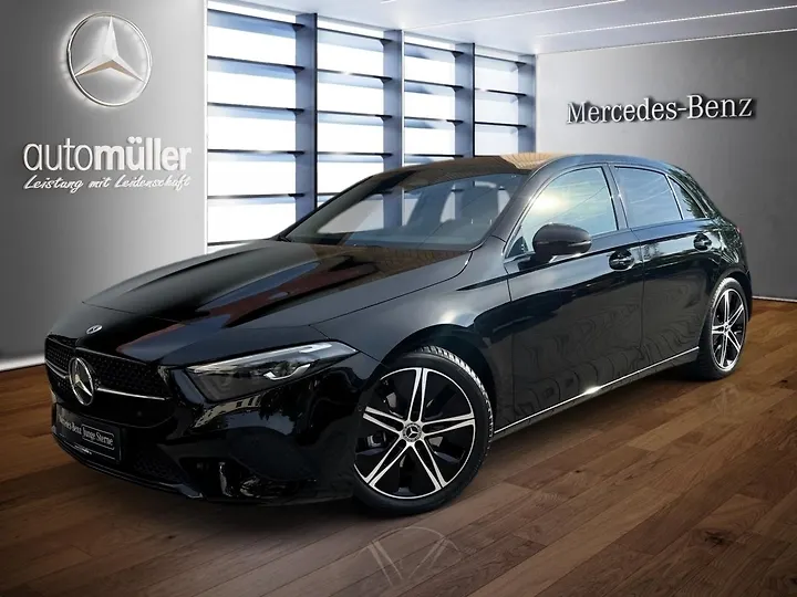 A 220 4Matic 8G-DCT Entry Limousine