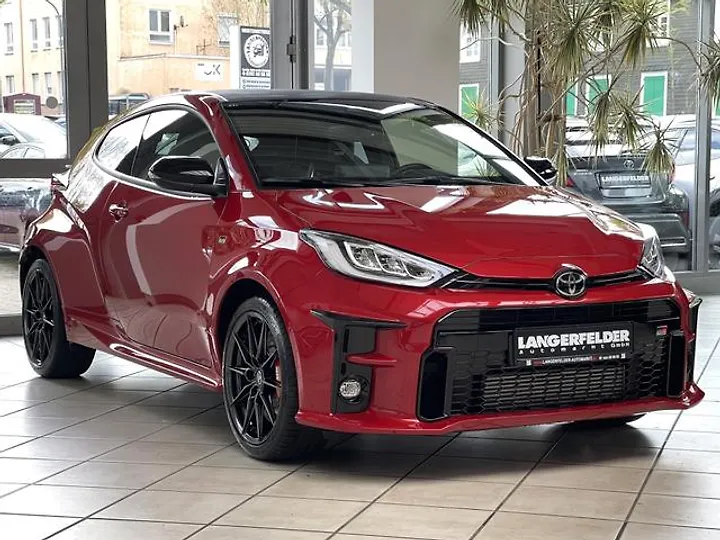 GR Yaris Limousine