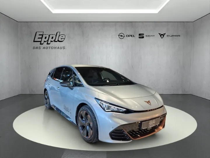 Born 170kW/77kWh Limousine