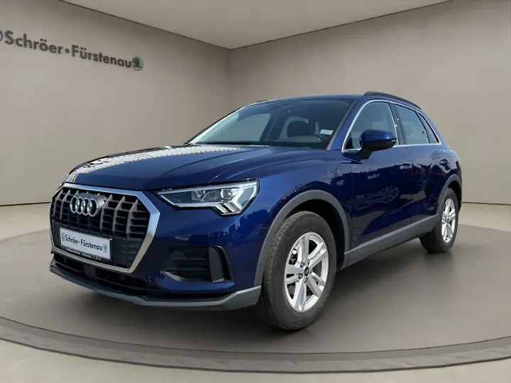 Q3 45 TFSI quattro S tronic Geschlossen