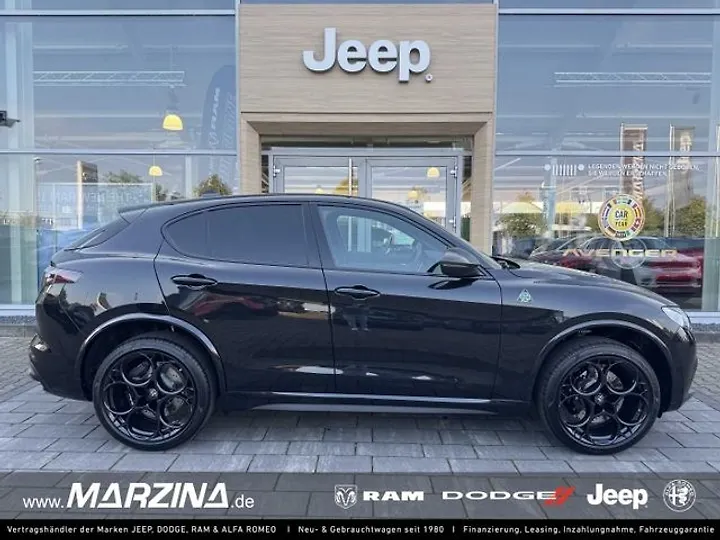 Stelvio 2.0 Turbo 16V AT8-Q4 Lusso Ti Geschlossen