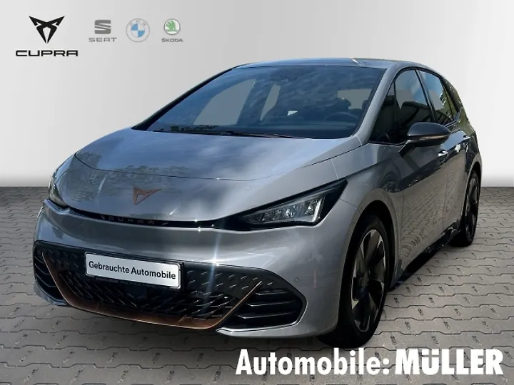 Born 150kW/58kWh Limousine