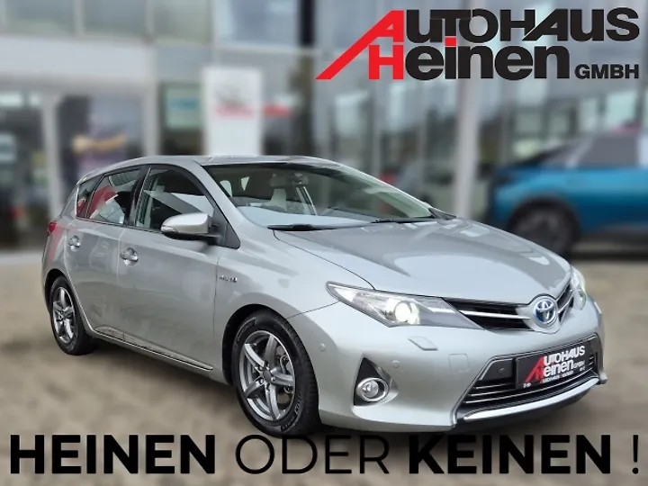 Auris 1.8 VVT-i Hybrid Automatik Life Limousine