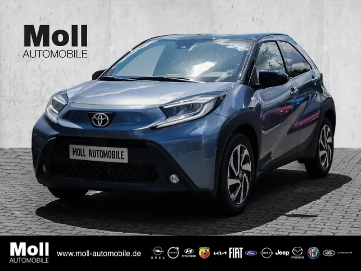 Aygo X Play Limousine