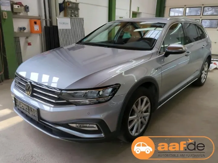 Passat Variant 2.0 TDI SCR DSG Kombi