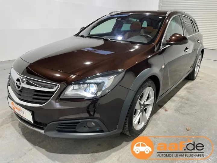 Insignia 2.0 CDTI 4x4 Country Tourer Aut. Kombi