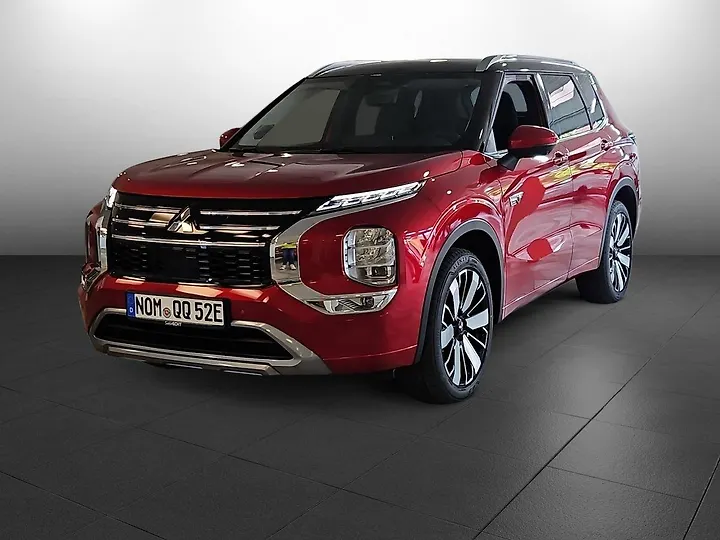 Outlander 2.2 DI-D 4WD Aut. SUV-Star+ Geschlossen