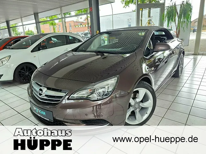 Cascada 1.4 Turbo Active Cabrio