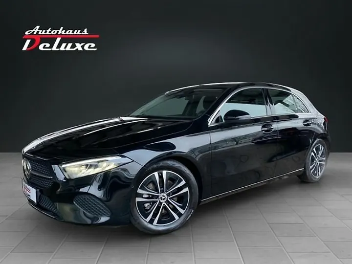 A 220 4Matic 8G-DCT Entry Limousine