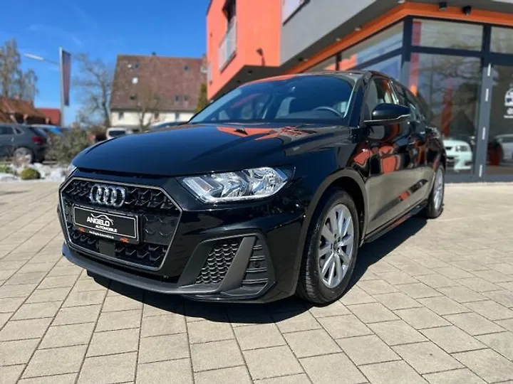 A1 35 TFSI Sportback S tronic Limousine