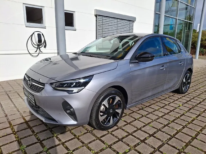 Corsa-e Edition Limousine