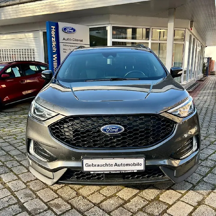 Edge 2.0 EcoBlue Bi-Turbo 4x4 Aut. Titanium Geschlossen