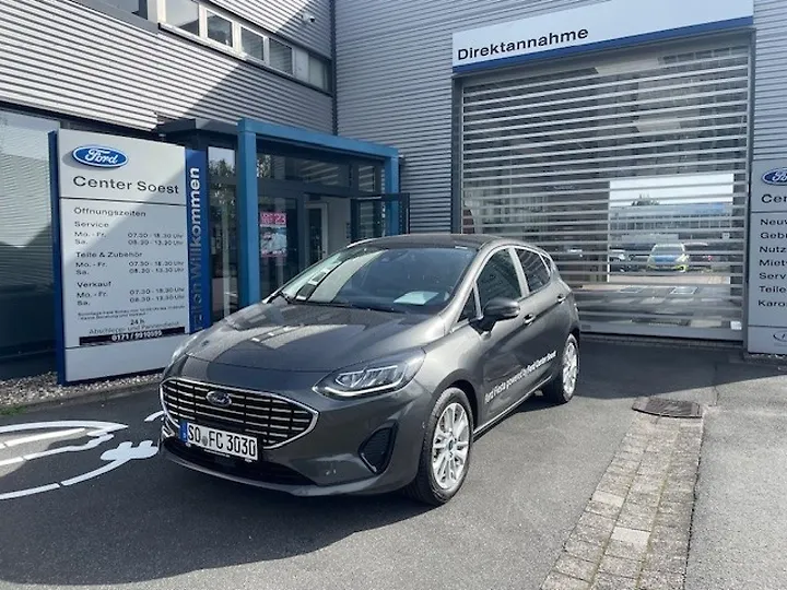 Fiesta 1.0 EcoBoost Hybrid S&S Aut. TITANIUM Limousine