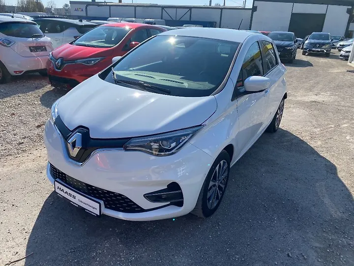 ZOE EV50 135hp Techno Limousine