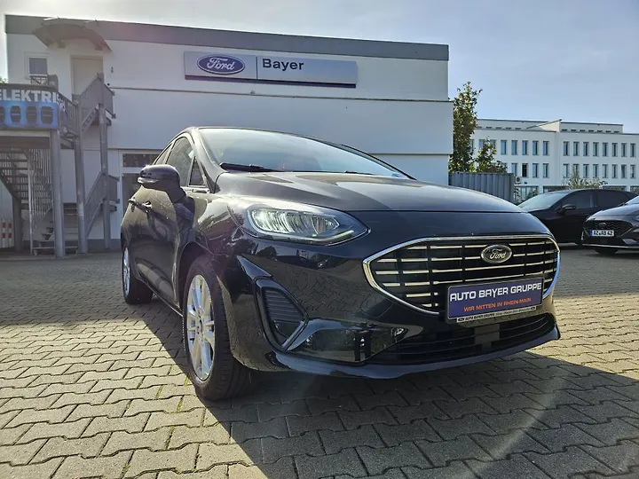 Fiesta 1.0 EcoBoost Hybrid S&S TITANIUM Limousine