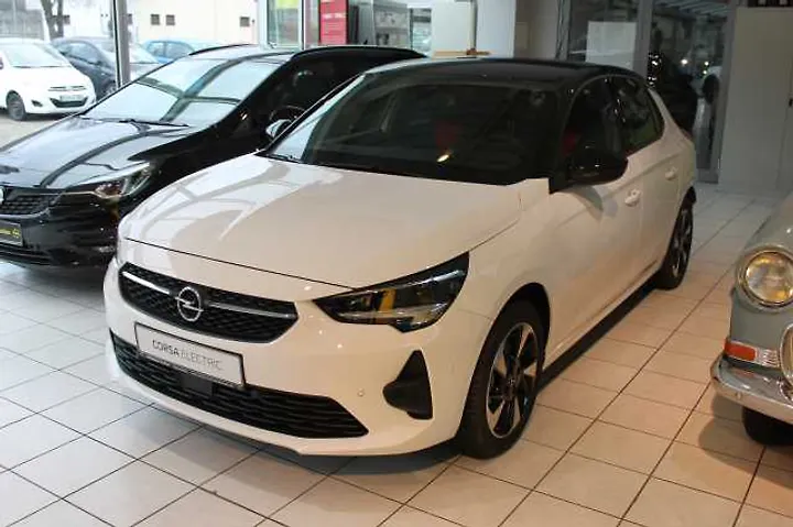 Corsa-e GS Limousine