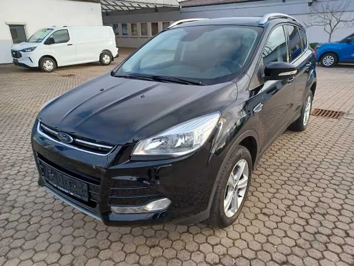 Kuga 2.0 TDCi 4x4 Titanium Geschlossen