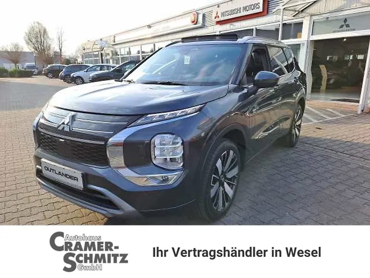 Outlander 2.4 4WD Plug-In Hybrid Top Kombi