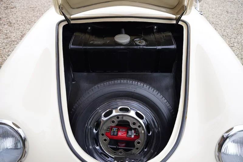 Porsche 356 sykrv3jwdzikwankotjlm