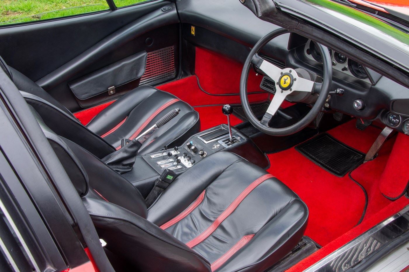 Ferrari 308 gts wjpjdiif41pzsuowga5iv