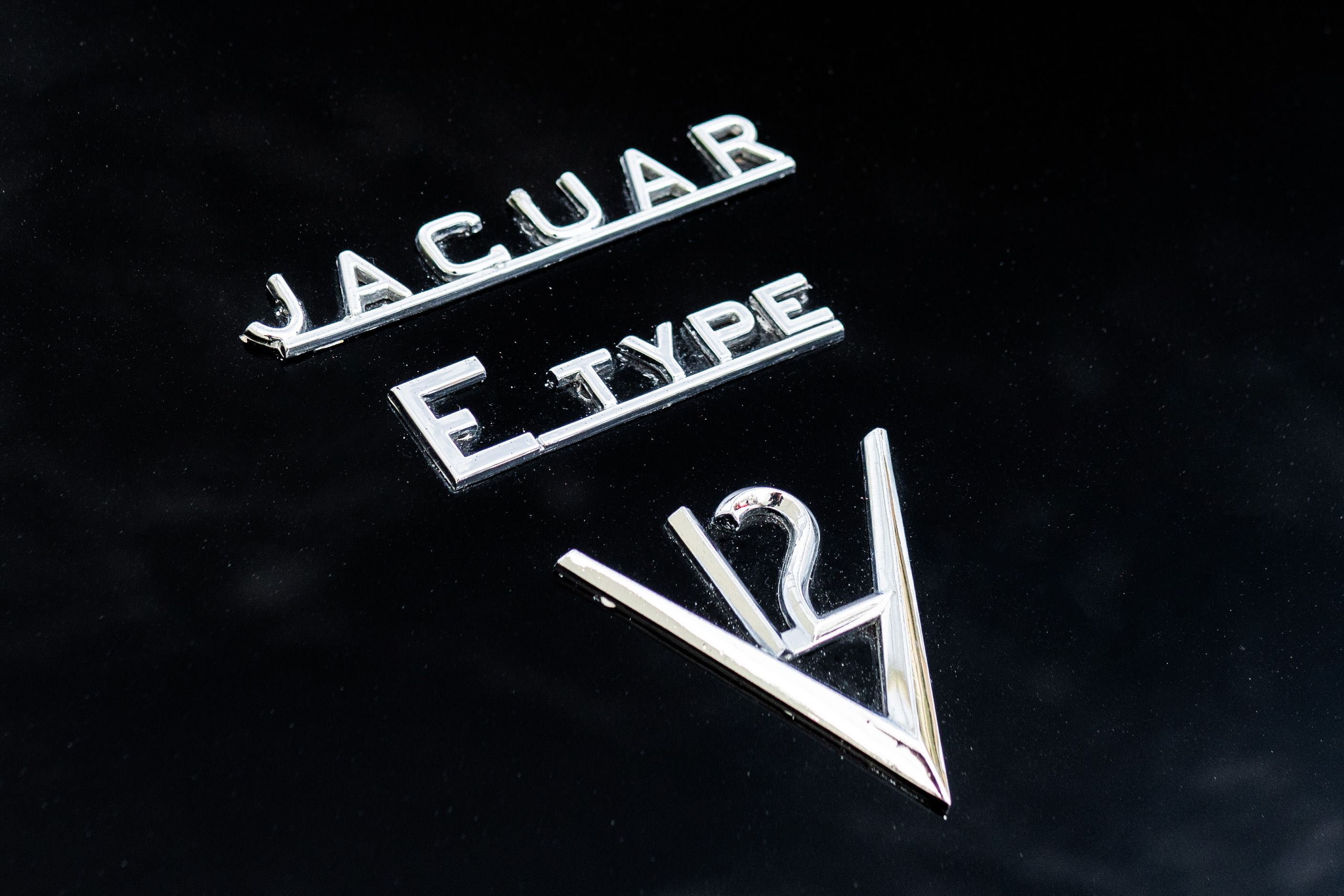 Jaguar e type ypsnpb1ir0b8fqeof3f4v